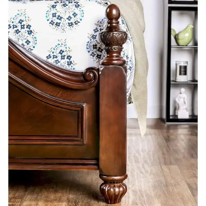 Diva Traditional Cherry Solid Wood 2-Piece Poster Bedroom Set by Furniture of America